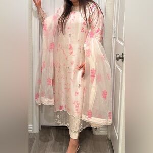 Floral Pink and White Dress with organza dupatta Pakistani/Indian style.